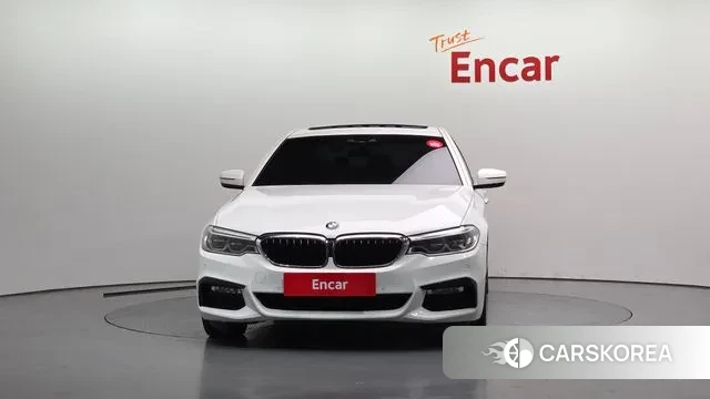 BMW 5 Series (G30) id 3413480 из Кореи 13