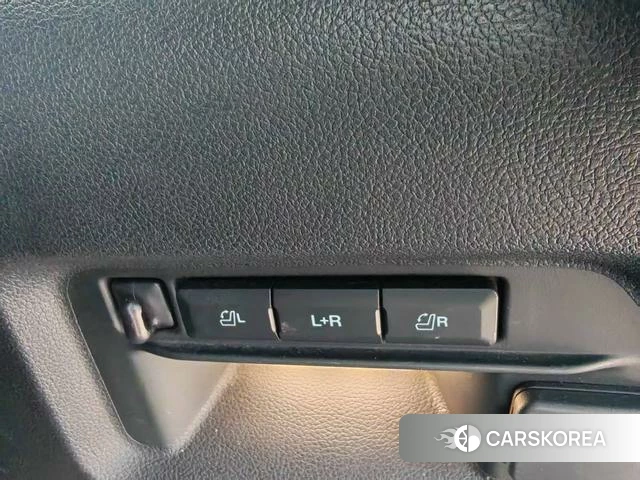 Ford Explorer id 4393193 из Китая 13