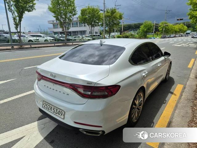 Hyundai Grandeur IG id 4615223 из Кореи 13