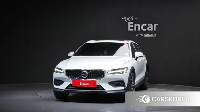 Volvo V60 Cross-Country 2nd Generation id 4231919 из Кореи 13