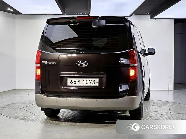 Hyundai The New Grand Starex id 4246255 из Кореи 13