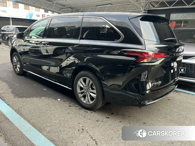 Toyota Saina id 4261180 из Китая 23