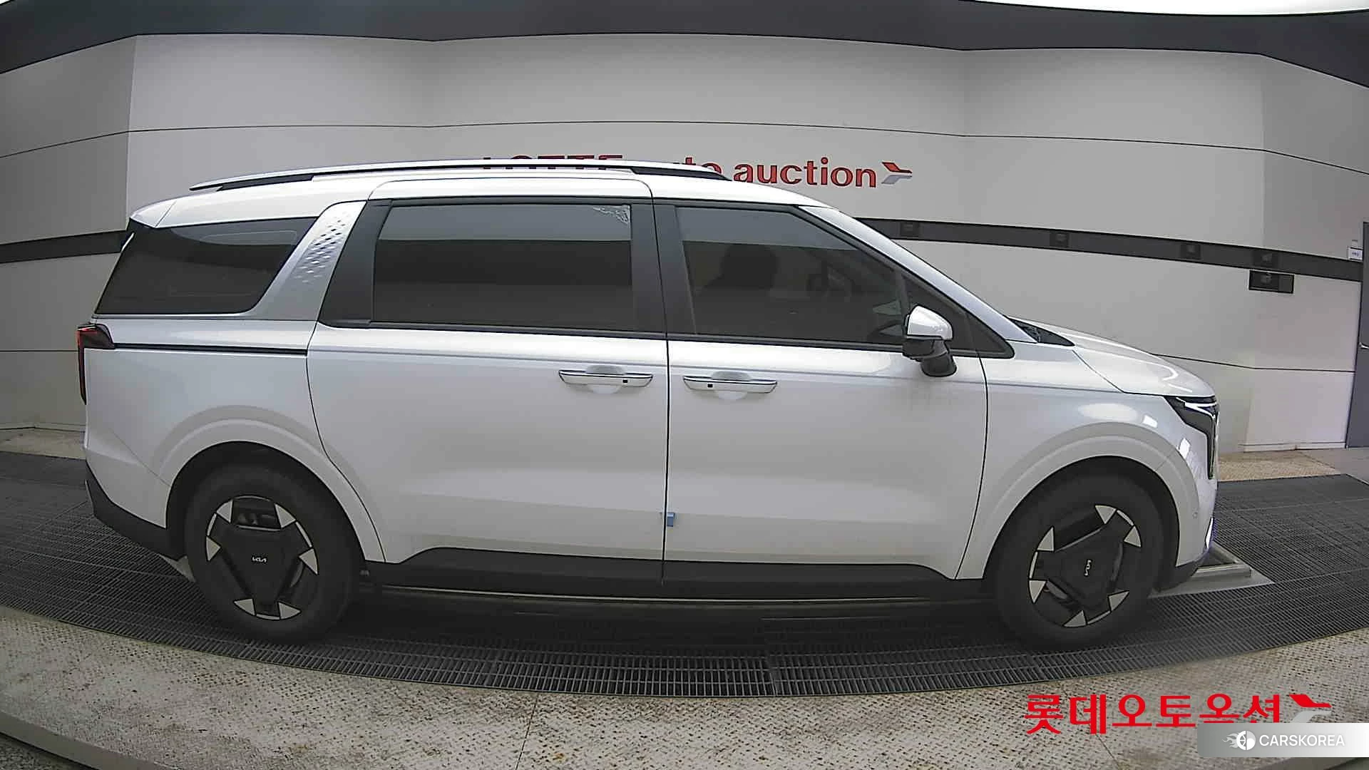 Kia Carnival Hybrid id 4347330 из Кореи 23