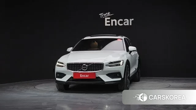 Volvo V60 Cross-Country 2nd Generation id 3454072 из Кореи 13