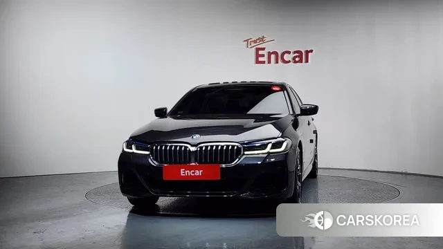 BMW 5 Series (G30) id 3566962 из Кореи 13