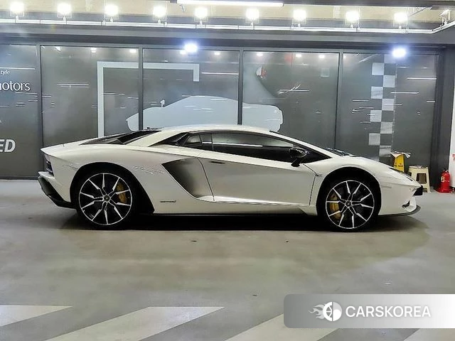 Lamborghini Aventador id 3955671 из Кореи 13