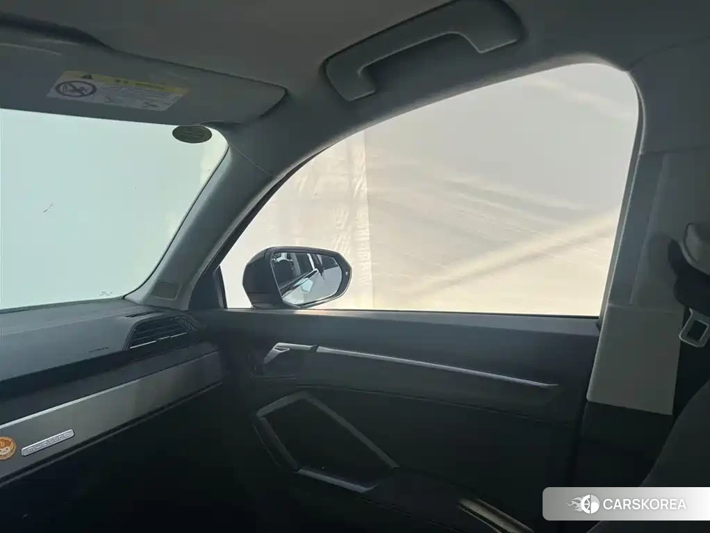 Audi Q3 Sportback id 4589513 из Китая 10