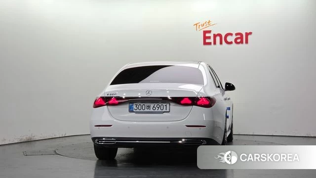 Mercedes-Benz E-Class W214 id 4782973 из Кореи 23
