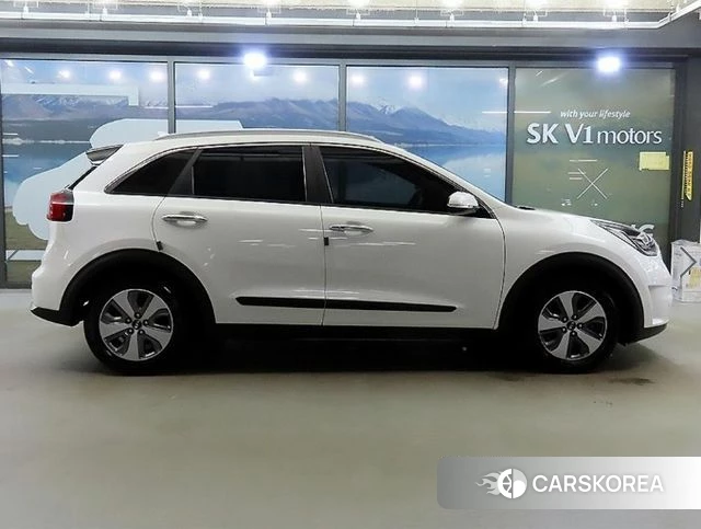 Kia Niro id 4465606 из Кореи 13