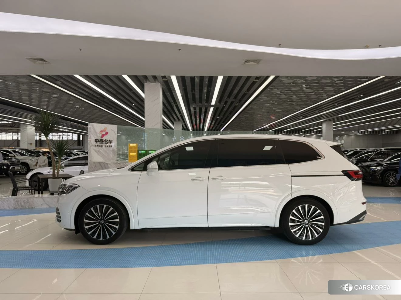 Volkswagen Weiran id 4441223 из Китая 12