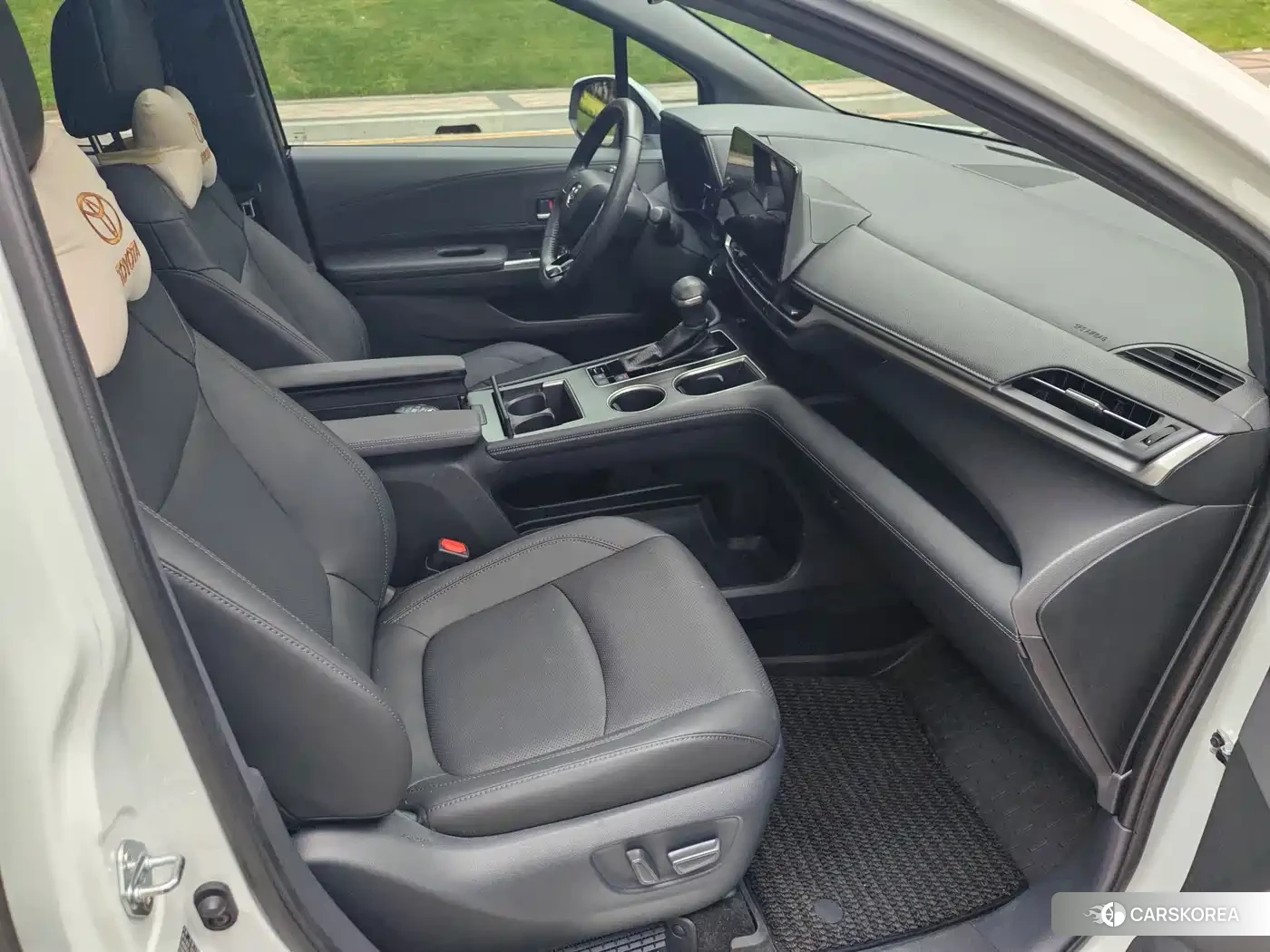 Toyota Sienna id 4570339 из Китая 10