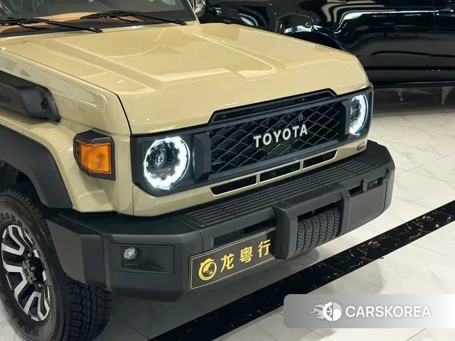 Toyota Land Cruiser (imported) 2024 Желтый из Китая, фото 3