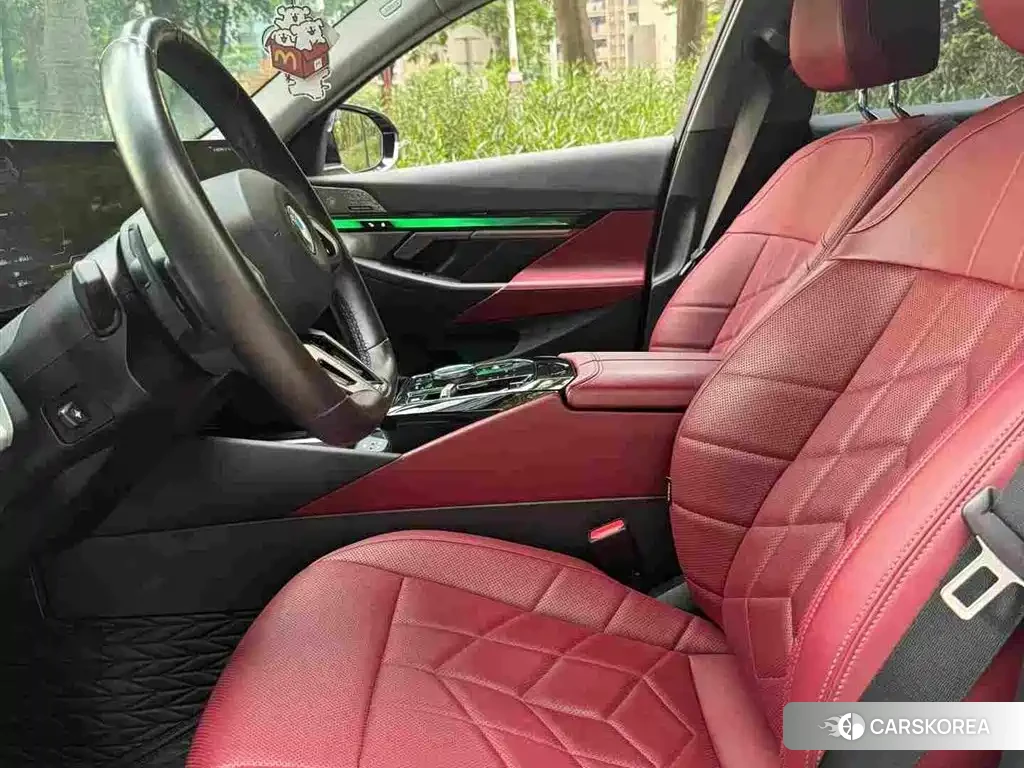 BMW 5 series 2024 Черный из Китая, фото 3