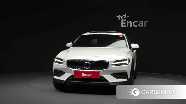 Volvo V60 Cross-Country 2nd Generation id 4445542 из Кореи 23