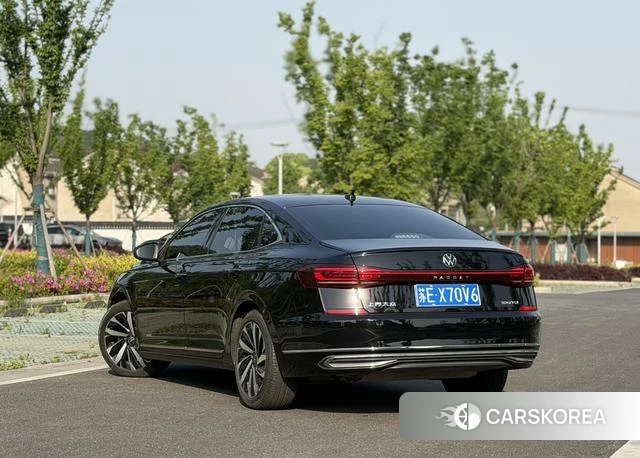 Volkswagen Passat 2022 Черный из Китая, фото 6