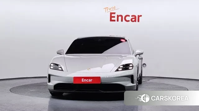 Porsche Taycan id 3674572 из Кореи 13