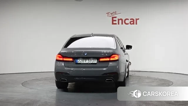 BMW 5 Series (G30) id 3601102 из Кореи 13