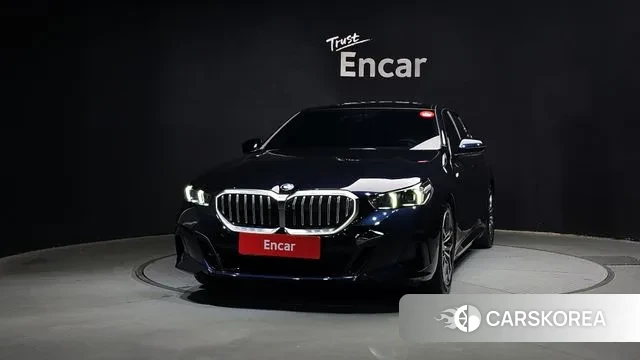 BMW 5 Series (G60) id 3415416 из Кореи 13