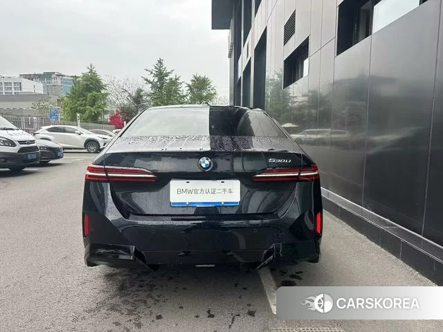 BMW 5 series 2025 Черный из Китая, фото 3
