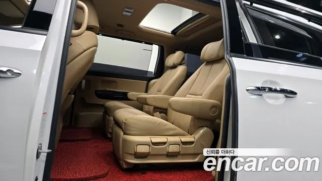 Kia The New Carnival id 2687946 из Кореи 13