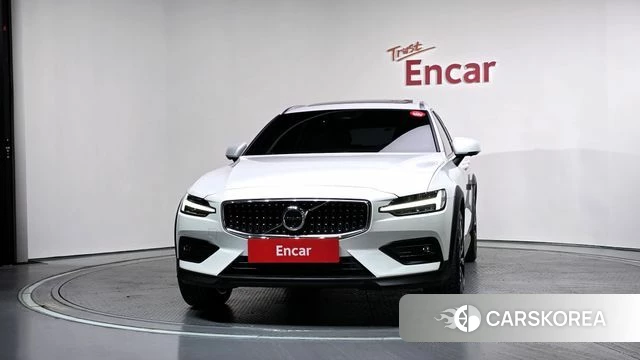 Volvo V60 Cross-Country 2nd Generation id 4757498 из Кореи 23
