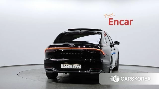 Hyundai The New Grandeur IG id 3842402 из Кореи 13