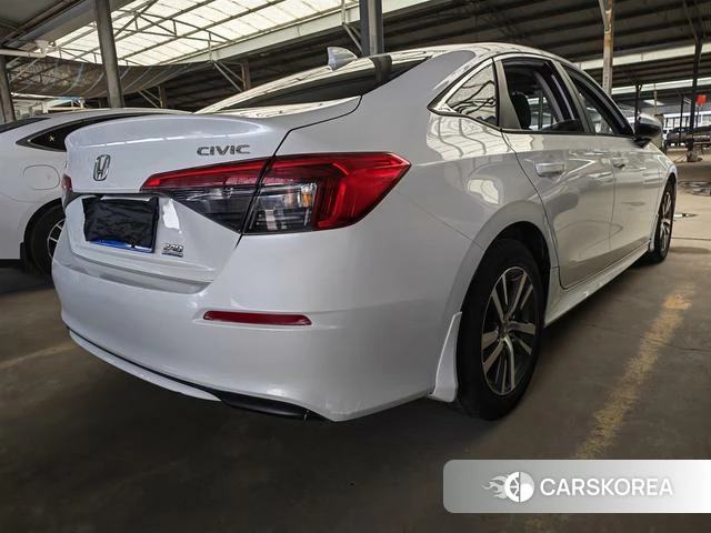 Honda Civic 2022 Белый из Китая, фото 3