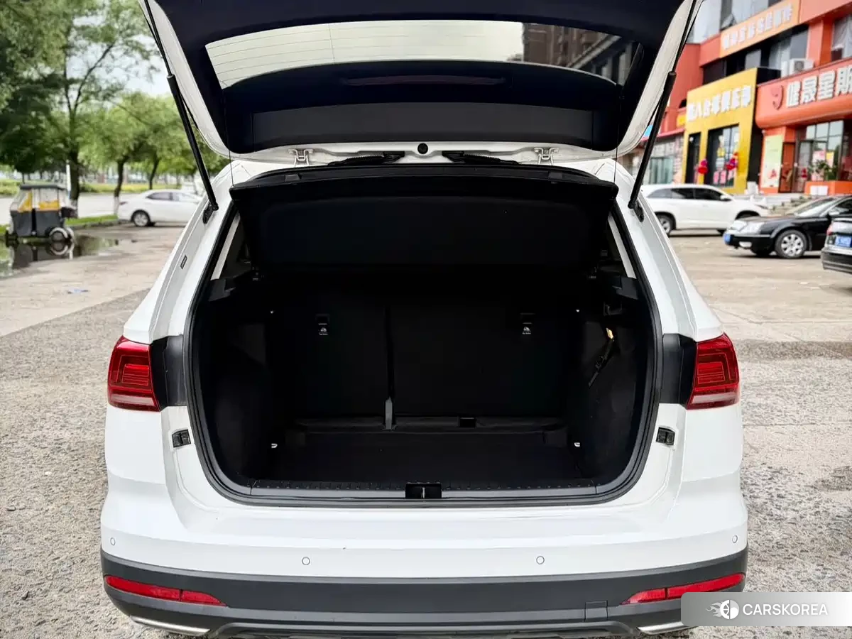 Volkswagen Tharu id 4547349 из Китая 17