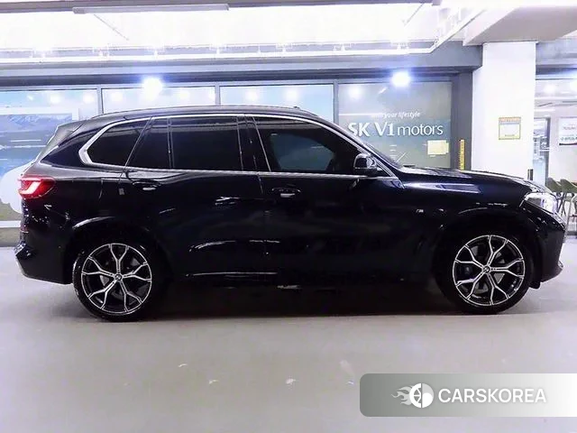 BMW X5 (G05) 2022 Черный из Кореи, фото 3