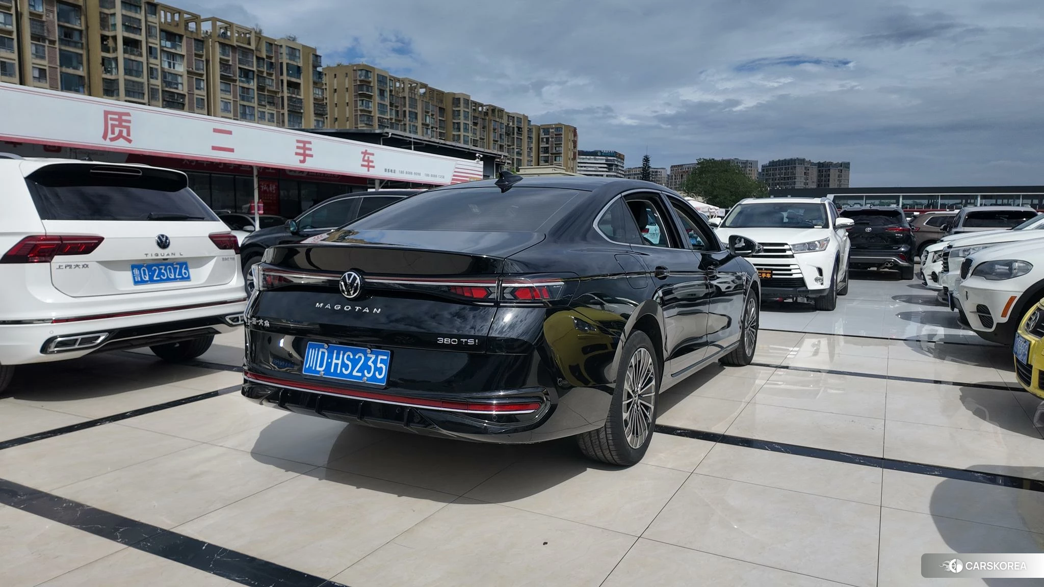 Volkswagen Magotan 2024 Черный из Китая, фото 3