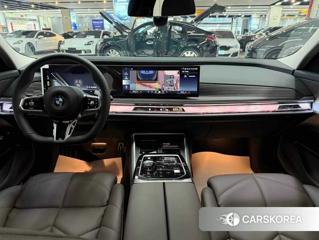 BMW 7 series id 4300897 из Китая 8