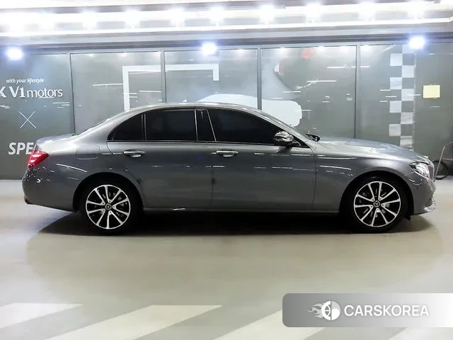 Mercedes-Benz E-Class W213 id 3530574 из Кореи 13
