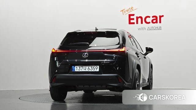 Lexus UX250h id 4701408 из Кореи 23
