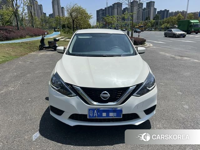 Nissan Xuan Yi 2023 Белый из Китая, фото 3