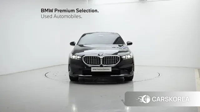 BMW 5 Series (G60) id 3431271 из Кореи 13