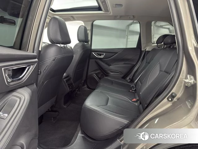 Subaru FORESTER Forester id 3890484 из Китая 13