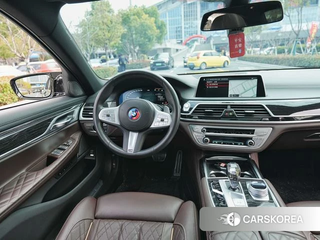 BMW 7 series 2022 Черный из Китая, фото 6