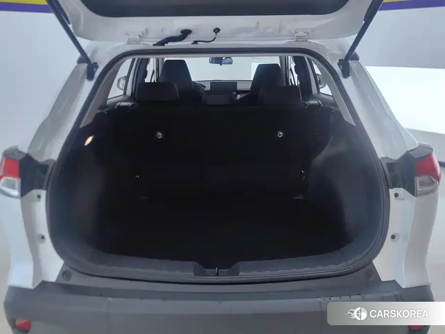 Toyota Corolla id 4681159 из Китая 9