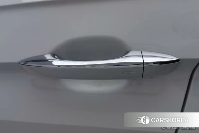 Volkswagen Tiguan L id 4297982 из Китая 18