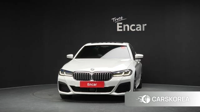 BMW 5 Series (G30) id 4594197 из Кореи 23