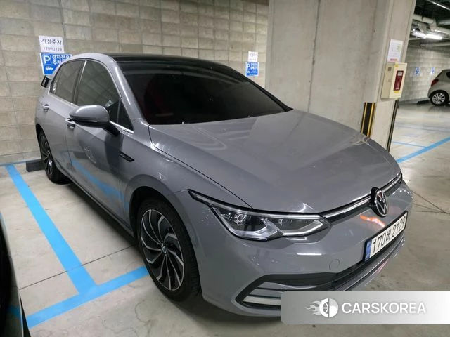 Volkswagen Golf 8th Generation 2022 Серебристо-серый из Кореи, фото 4