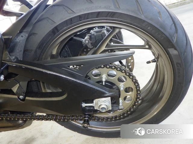 Suzuki GSX-S1000GT id 3947348 из Японии 19