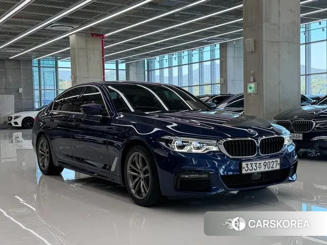 BMW 5 Series (G30) id 3302172 из Кореи 12