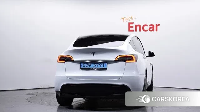 Tesla Model Y id 3739794 из Кореи 13