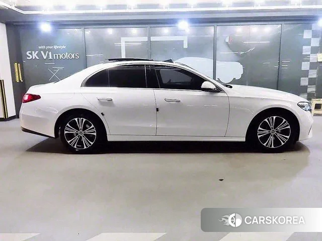 Mercedes-Benz E-Class W214 id 3057843 из Кореи 13