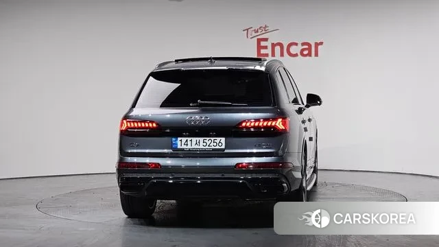 Audi Q7 (4M) id 3585928 из Кореи 13