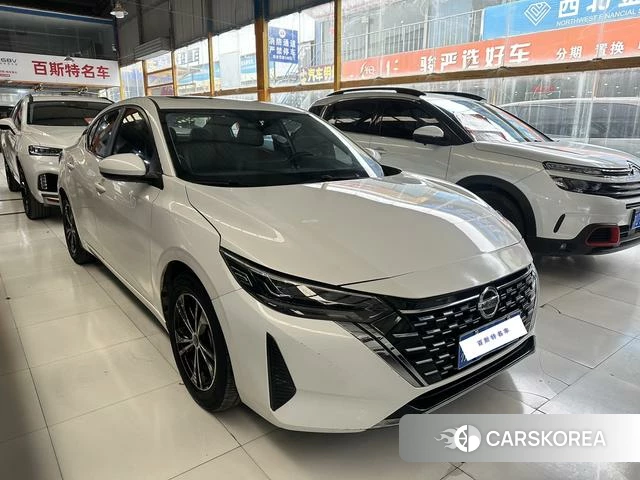 Nissan Xuan Yi 2024 Белый из Китая, фото 3