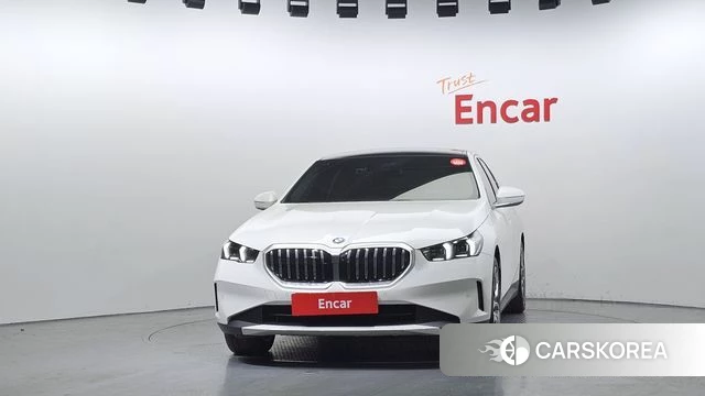 BMW 5 Series (G60) id 4222988 из Кореи 13