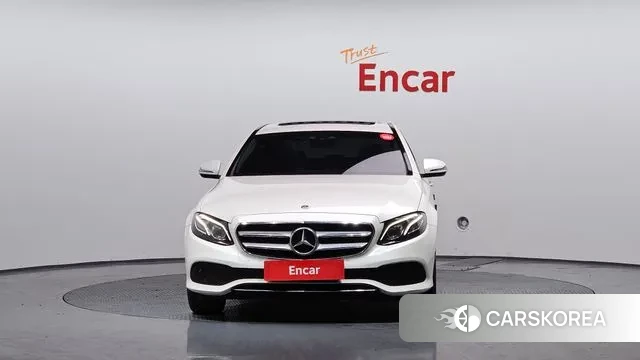 Mercedes-Benz E-Class W213 id 3692942 из Кореи 13
