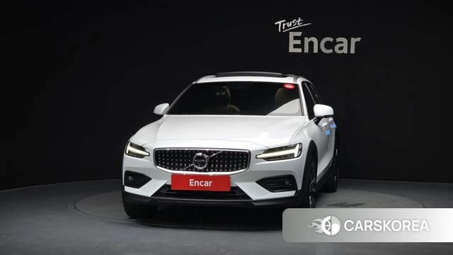Volvo V60 Cross-Country 2nd Generation id 4572988 из Кореи 13